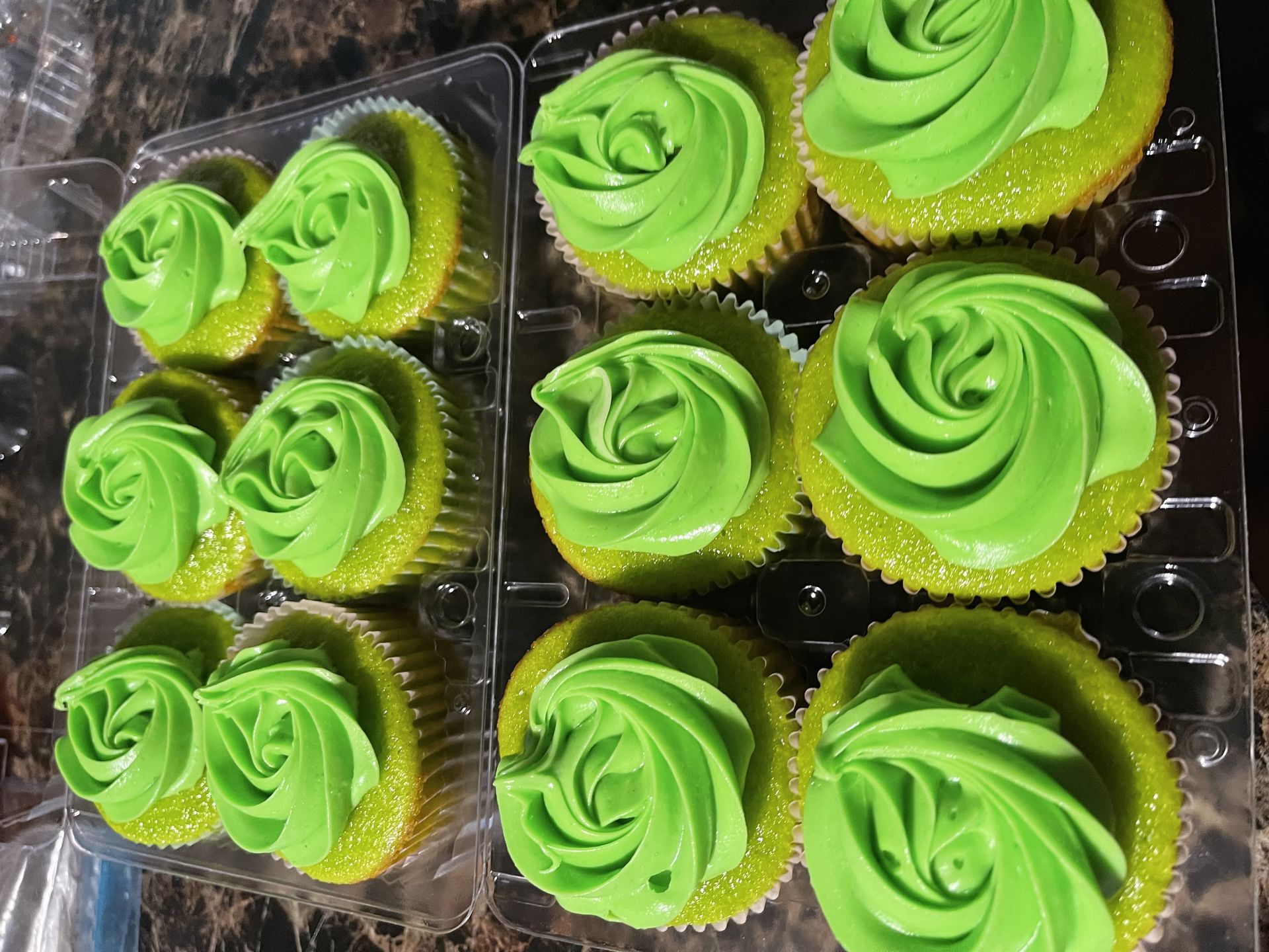 Online ordering options - order delivery - preorder - shipping - gift cards - Blue Velvet cupcakes